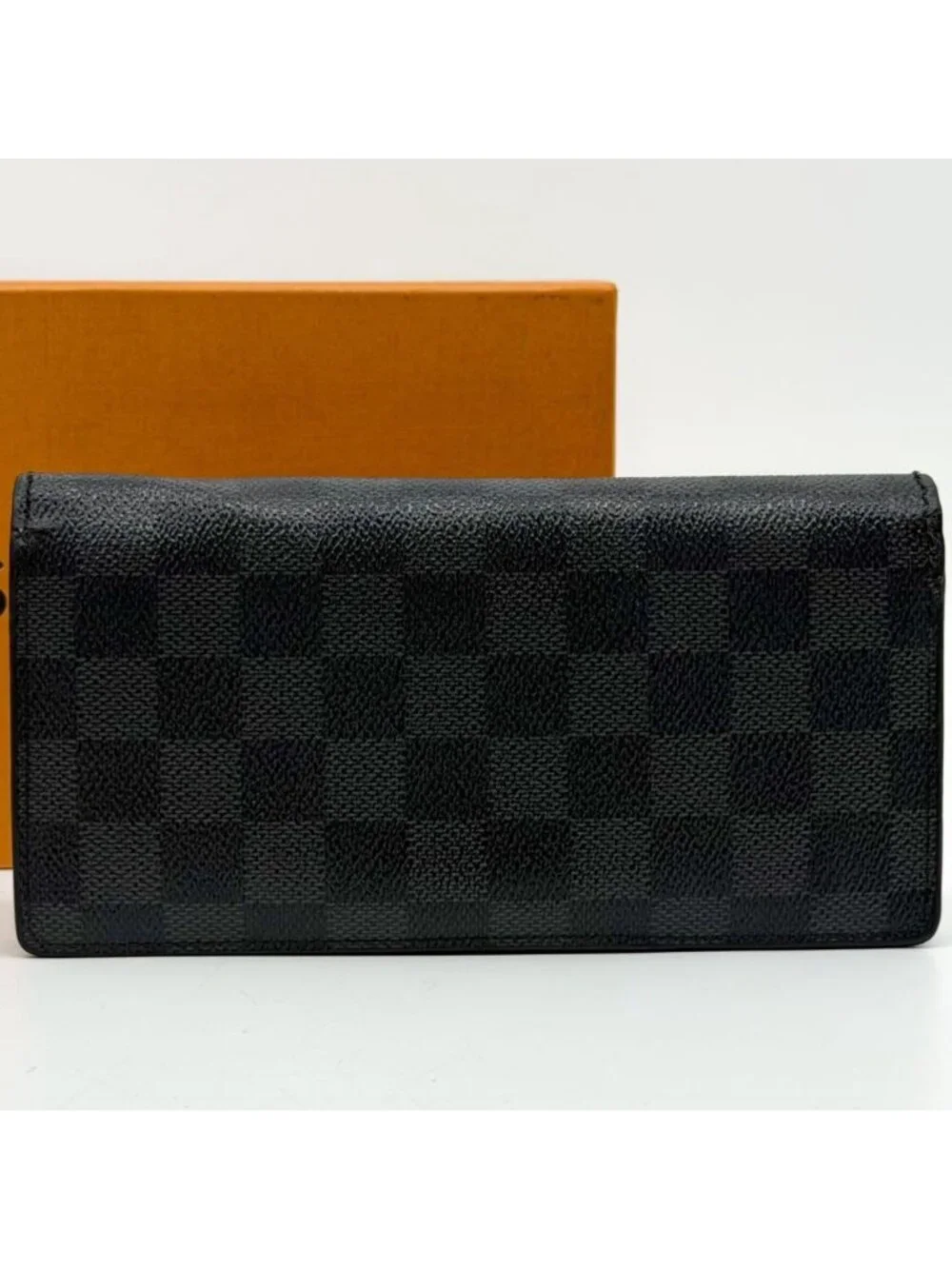 Louis Vuitton brand louis